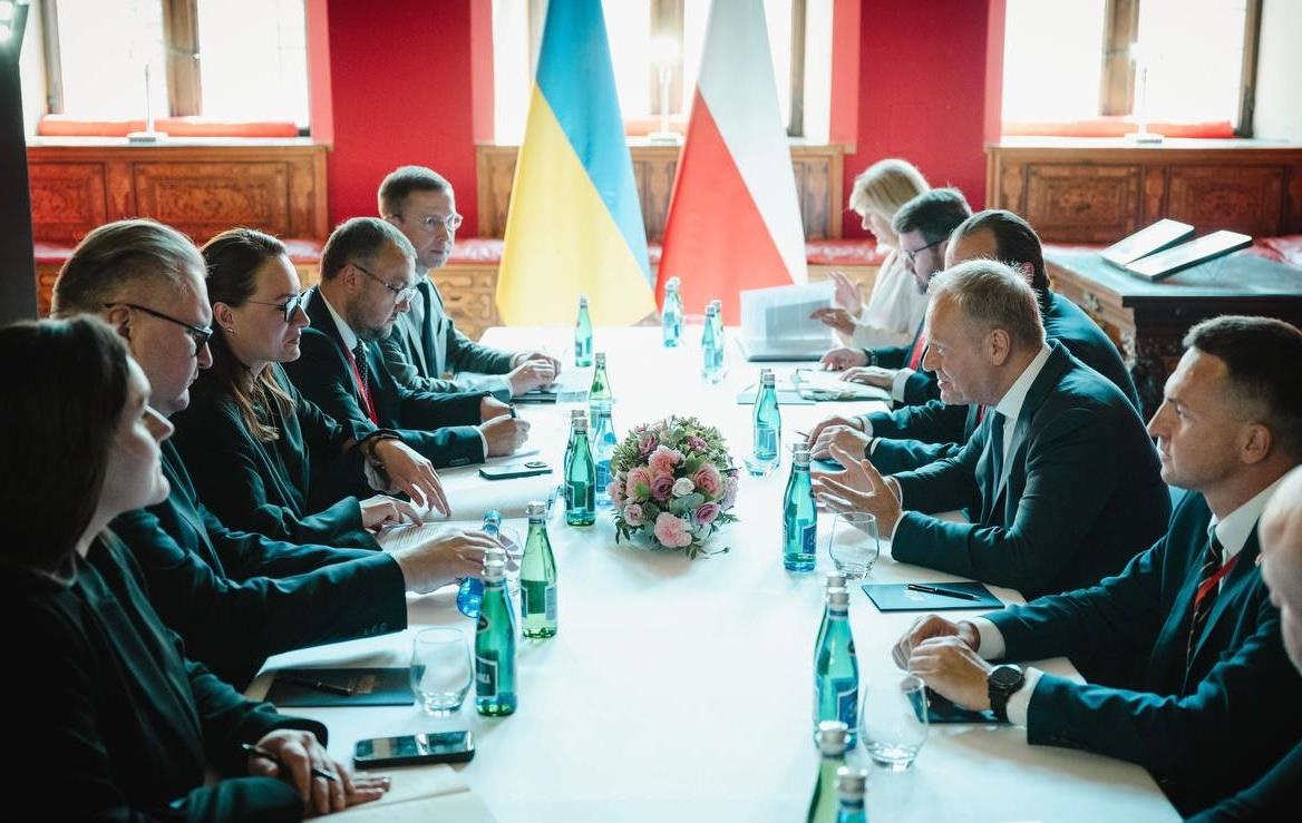 Фото для новини:Криза відносин з Польщею: Свириденко провела зустріч з Туском