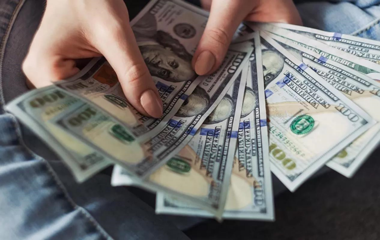 Фото для новини:Куди інвестувати сьогодні, щоб завтра забути про фінансові проблеми