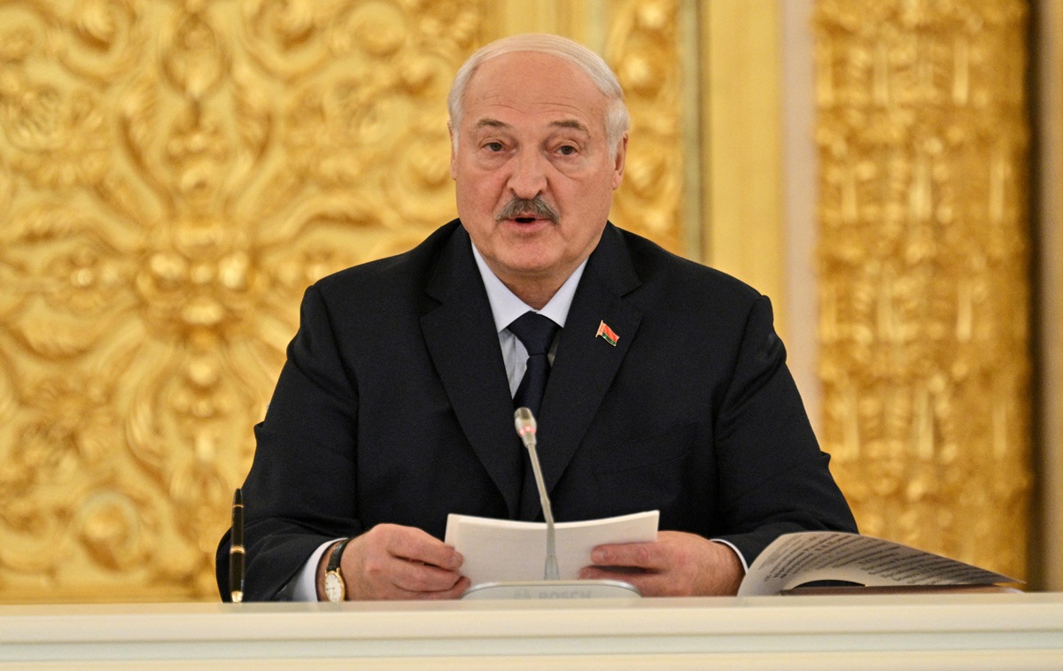 Фото для новини:Лукашенко вибачився перед Зеленським за свої слова
