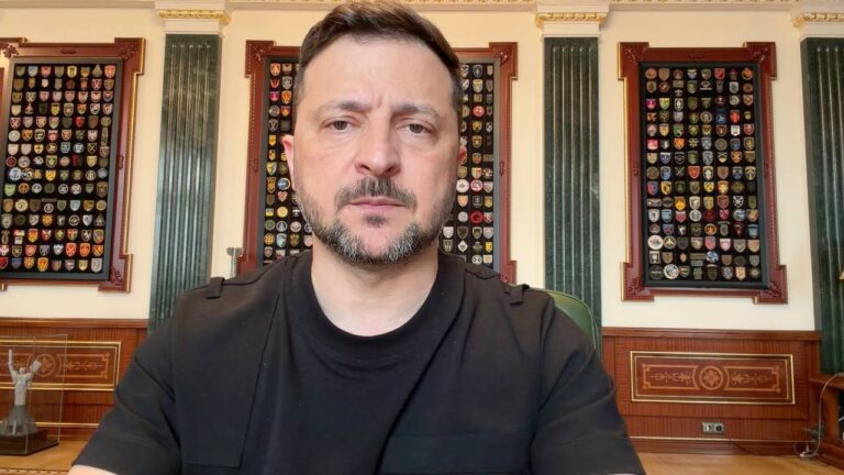 Фото для новини:Кожен із дронів, усі типи російських ракет не можуть вироблятися без компонентів з інших країн