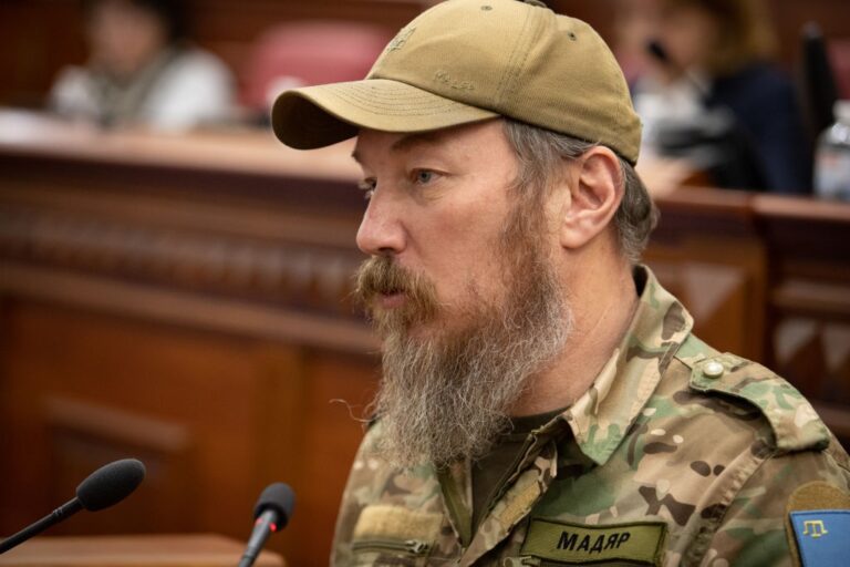 Фото для новини:"Мадяр" озвучив плани щодо ізоляції Криму від РФ