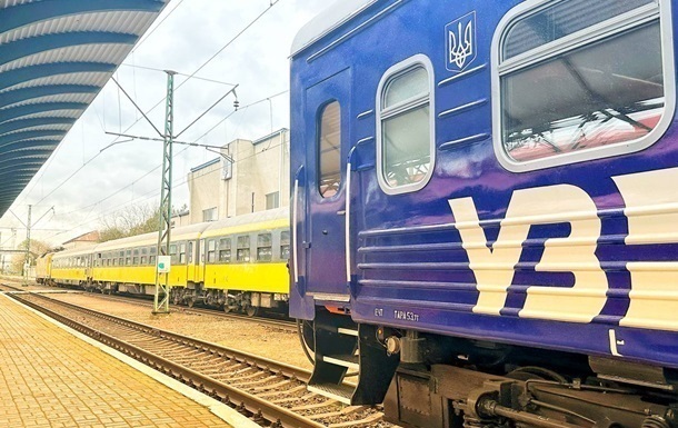 Фото для новини:Нічний обстріл: УЗ повідомила про затримку поїздів