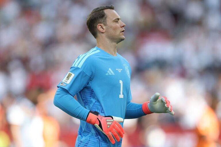 Фото для новини:Німецький воротар Ноєр став рекордсменом чемпіонату світу