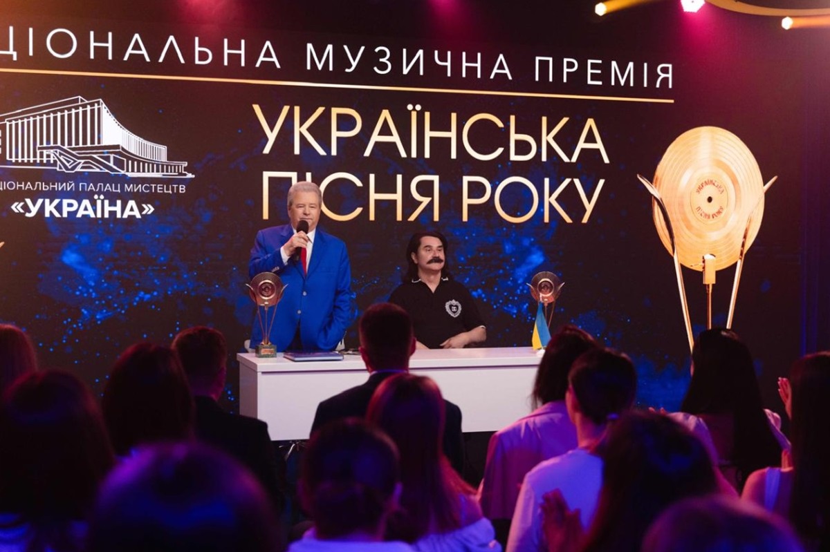 Фото для новини:Поплавський приурочить премію Українська пісня року до річниці Незалежності