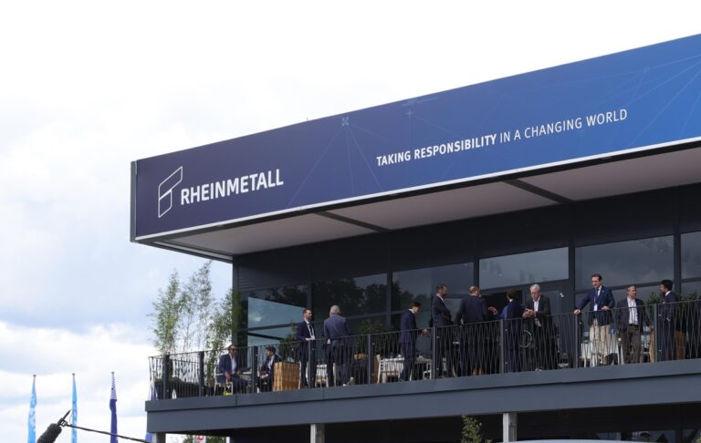 Фото для новини:Rheinmetall знайшов спосіб створити суверенну космічну розвідку Європи