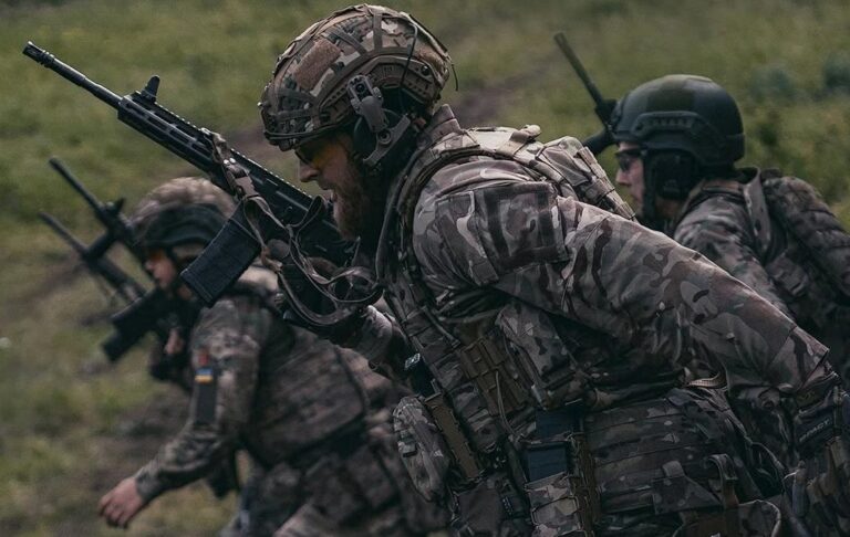 Фото для новини:Росія посилює переслідування полонених Азову: що відомо