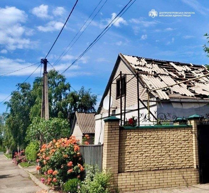 Фото для новини:Росіяни вдарили КАБом по Дніпропетровщині: семеро поранених