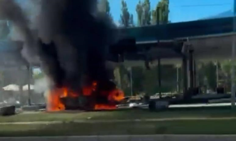 Фото для новини:Росіяни вдарили по АЗС на Сумщині, троє постраждалих