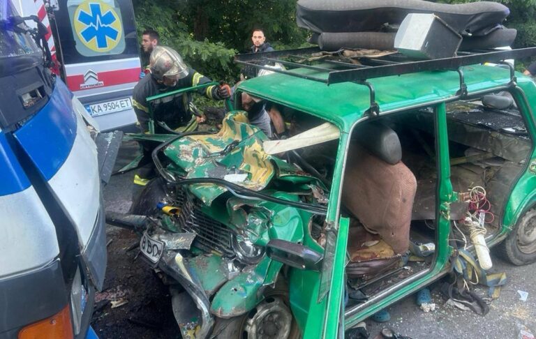 Фото для новини:Смертельна ДТП у Броварах: зросла кількість загиблих дітей