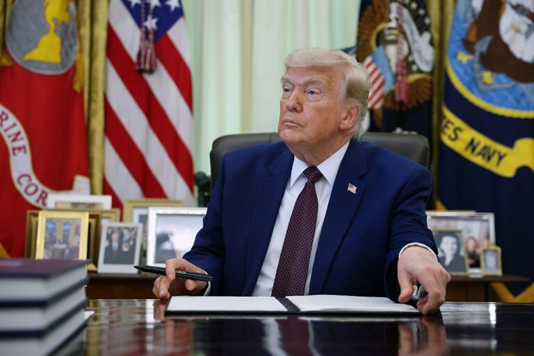 Фото для новини:США та Іран готують угоду до саміту G7 - ЗМІ