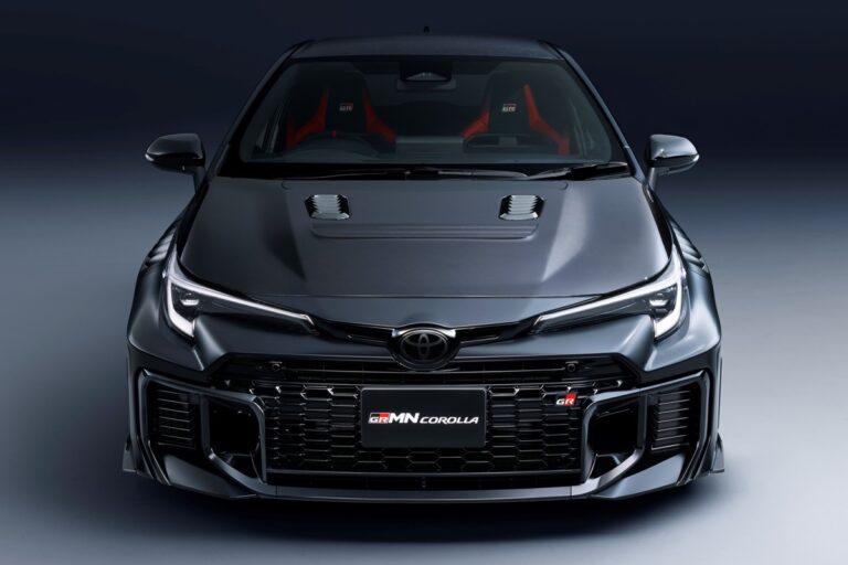 Фото для новини:Toyota представила екстремальну версію Corolla