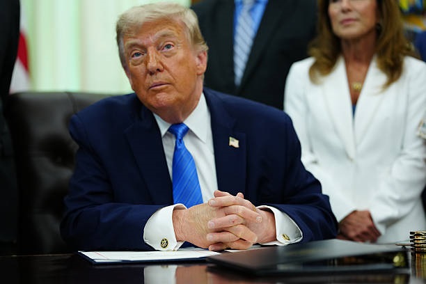 Фото для новини:Трамп анонсував припинення ударів по Ірану - ЗМІ