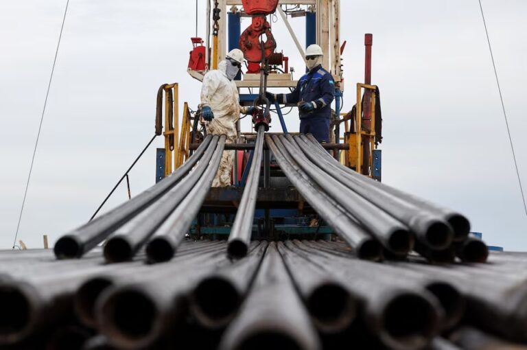 Фото для новини:У Казахстані впав видобуток нафти через українські атаки на РФ