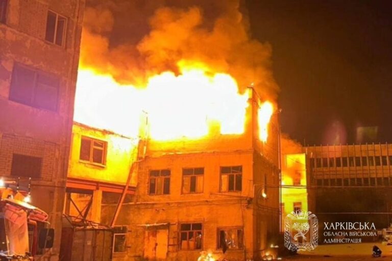 Фото для новини:У Харкові новий приліт і пожежа