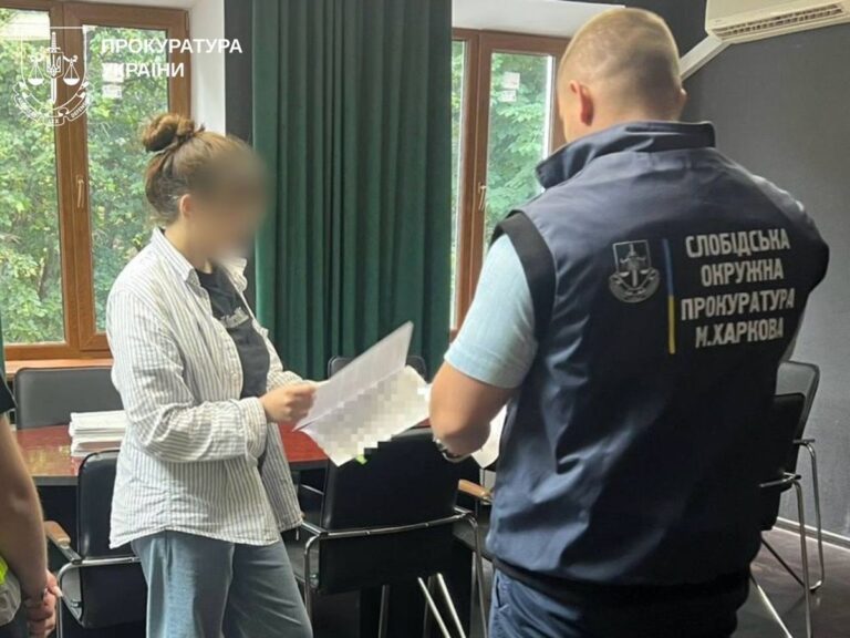 Фото для новини:У Харкові повідомлено про підозру матері, яка била новонароджену доньку