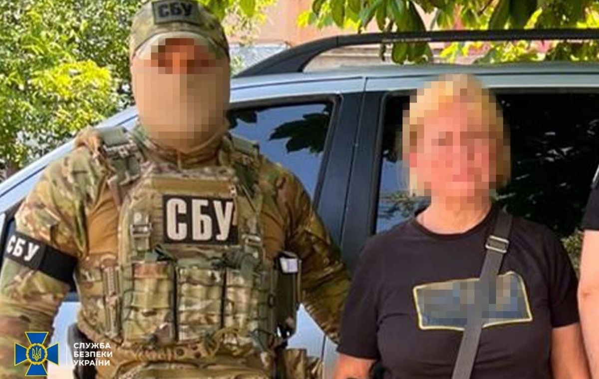 Фото для новини:У Херсоні затримали колаборантку, яка "залягла на дно"