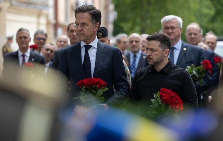Фото для новини:У Київ приїхали представники усіх країн НАТО