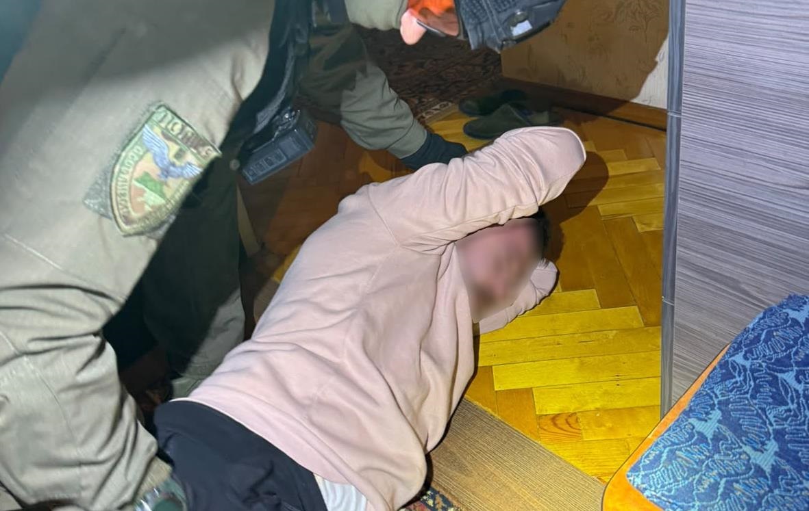 Фото для новини:У Львові затримали чоловіка, який напав з ножем на військового ТЦК
