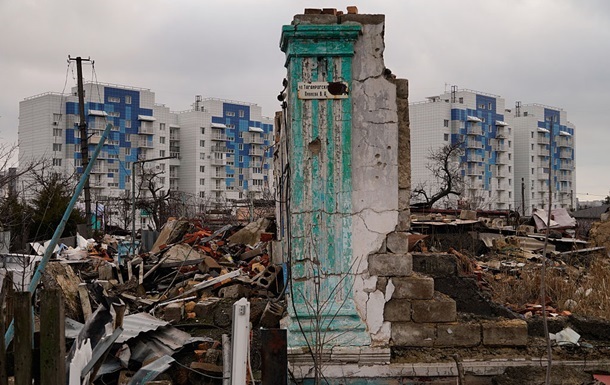 Фото для новини:У Маріуполі окупанти визнали "нічийними" 25 тисяч осель