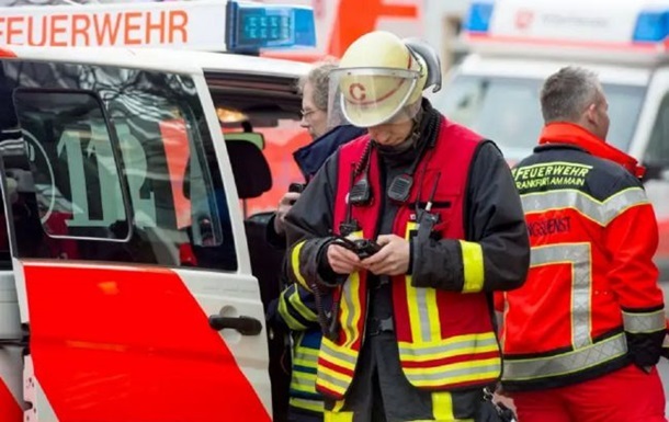 Фото для новини:У німецькому Гамбурзі сталася пожежа в готелі, постраждали 14 людей