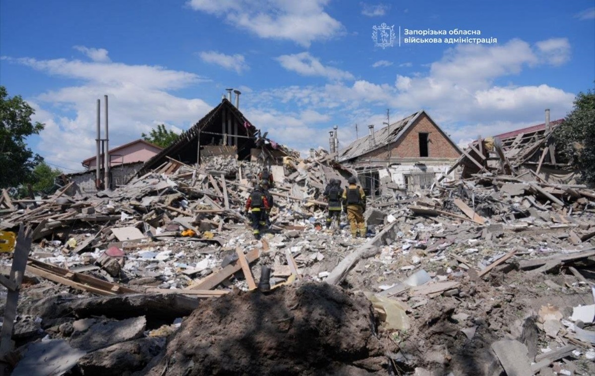 Фото для новини:У Запоріжжі "приліт" КАБів, є поранені