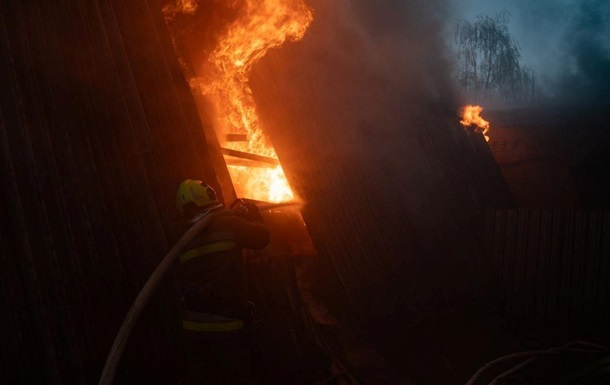 Фото для новини:В Одесі дрон влучив у багатоповерхівку