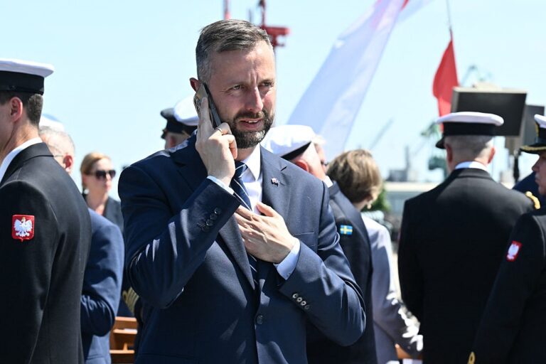 Фото для новини:В Польщі пояснили, чому Києву не дадуть винищувачі