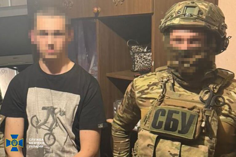 Фото для новини:Викрито вісьмох агентів Росії, які реєстрували Starlink для окупантів