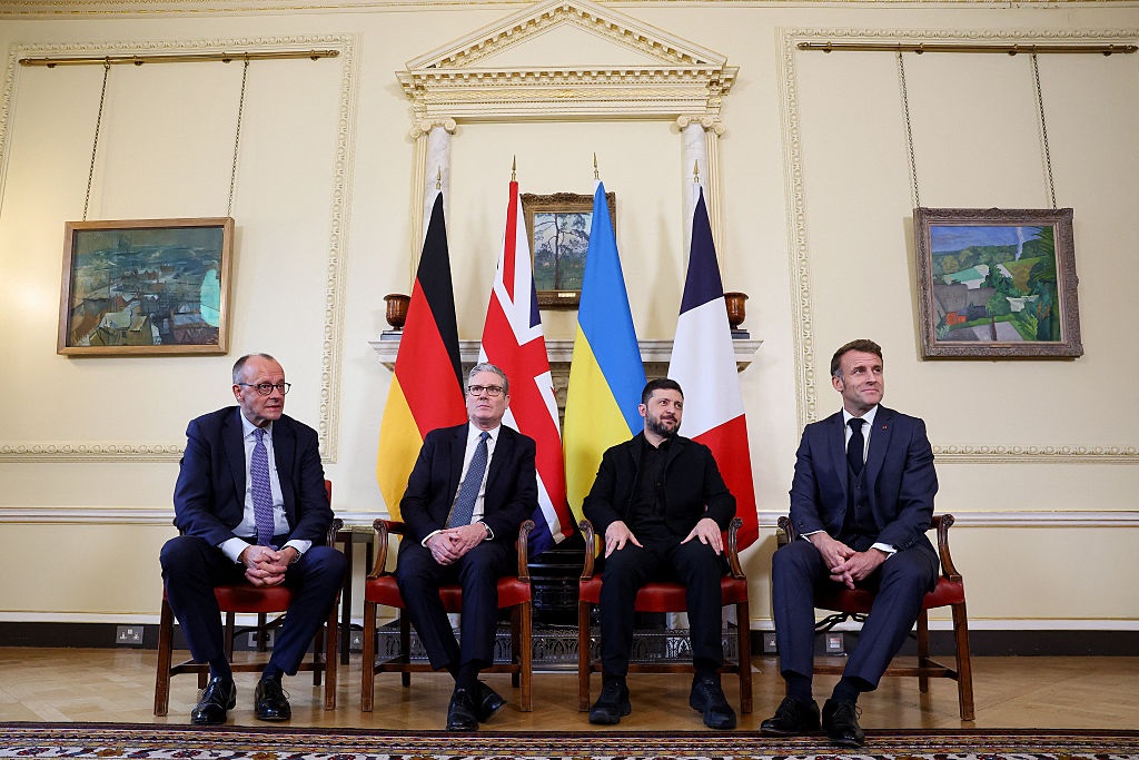 Фото для новини:Європа хоче бути посередником в переговорах з РФ