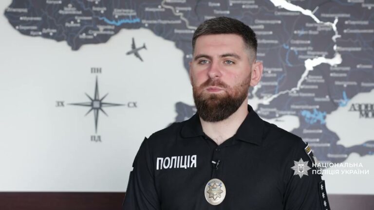 Фото для новини:Під виглядом навчання інвестиціям ошукали майже тисячу людей: поліція викрила злочинну організацію