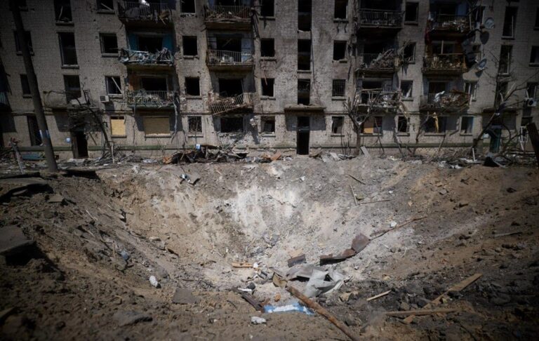 Фото для новини:Атака на Київ: вважаються зниклими 10 людей