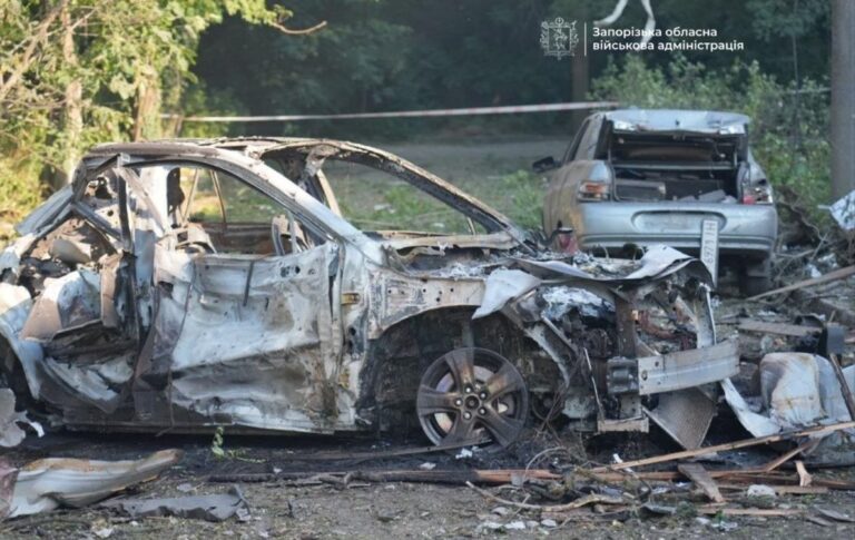 Фото для новини:Атака РФ по Запоріжжю загинули троє людей, ще 15 поранені