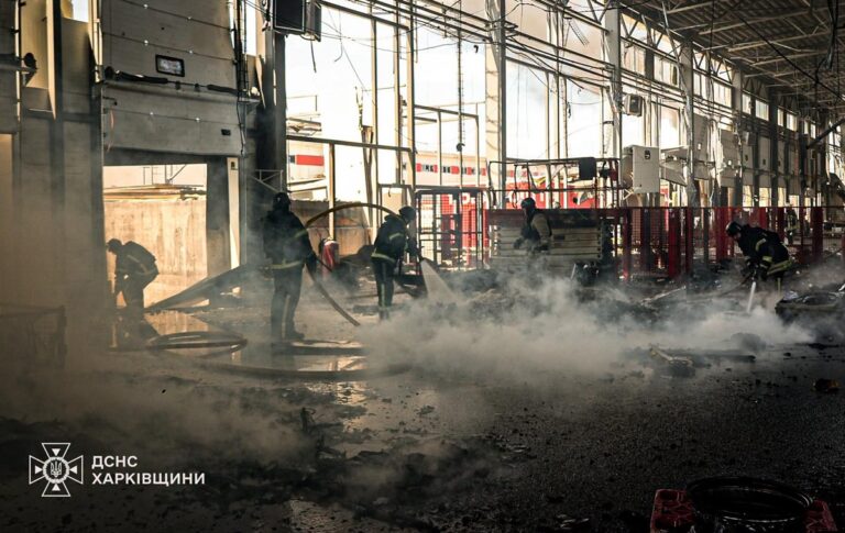 Фото для новини:Атаки РФ: скільки складів знищено в Україні