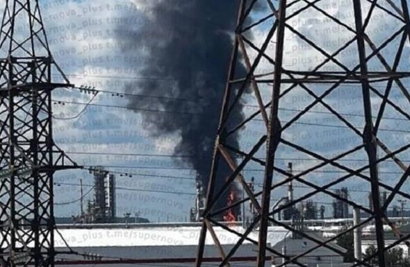 Фото для новини:Атпака БпЛА: один із найбільших НПЗ Лукойлу втратив третину потужностей