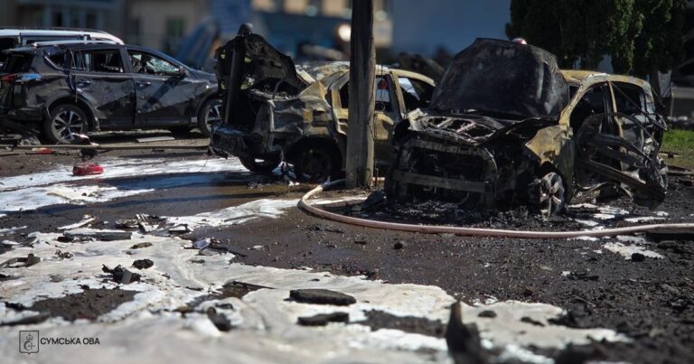 Фото для новини:Авіаудар по Сумах: число поранених різко зросло