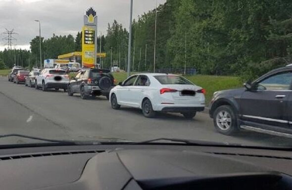 Фото для новини:Бензин як гуманітарка: Казахстан надасть РФ 50 тисяч тонн палива