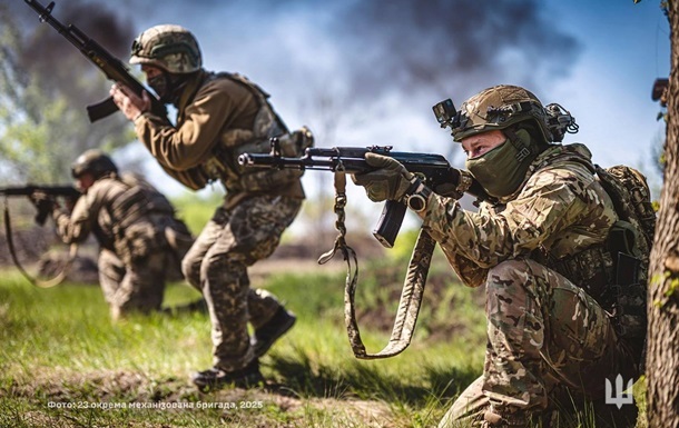 Фото для новини:Генштаб оцінив ситуацію на фронті