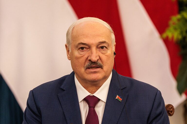 Фото для новини:Лукашенко оцінив перспетиву відносин зі США