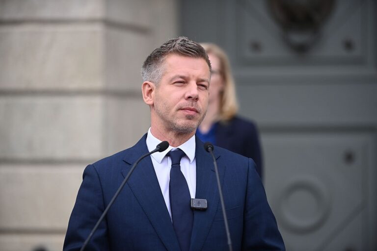Фото для новини:Мадяр знайшов спосіб усунути президента Угорщини