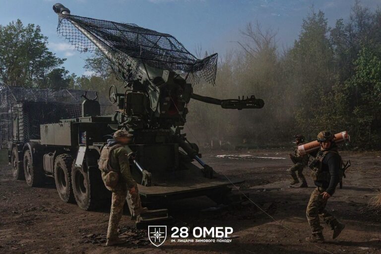 Фото для новини:На фронті відбулося 226 боїв з початку доби