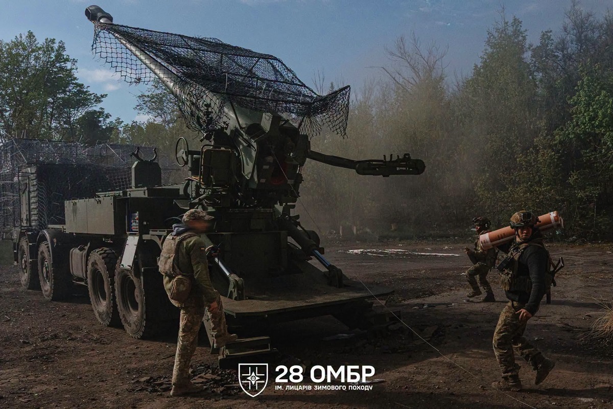 Фото для новини:На фронті відбулося 226 боїв з початку доби