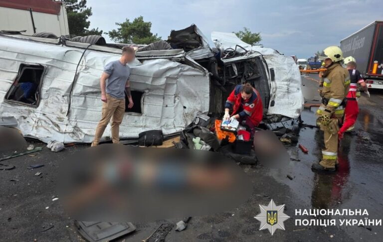 Фото для новини:На Миколаївщині дев'ять людей загинули в ДТП