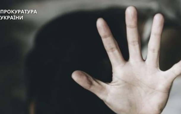 Фото для новини:На Вінниччині чоловік ґвалтував та знімав на телефон 14-річну дівчину