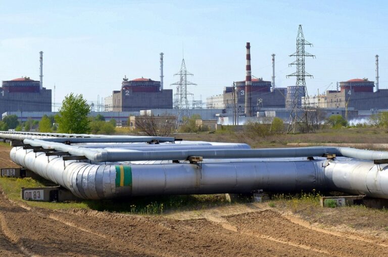 Фото для новини:Обстріл Запорізької АЕС: шістьох командирів РФ засудили до 12 років