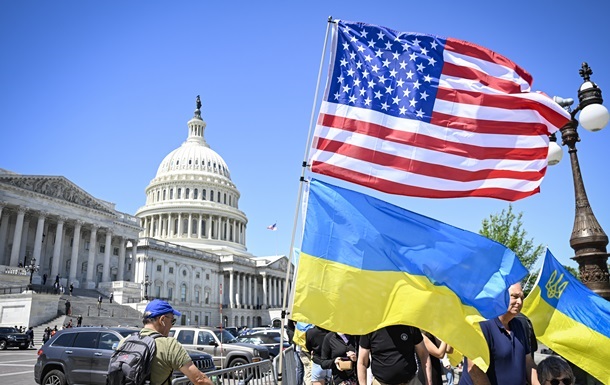 Фото для новини:Пентагон затягує виділення $400 млн для України: Конгрес обурений
