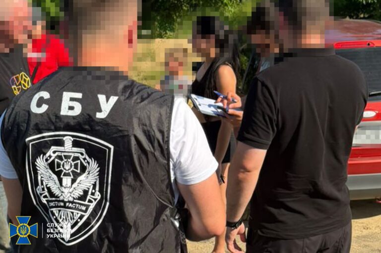 Фото для новини:Подружжя агентів РФ отримало по 15 років за наведення ударів по Одесі