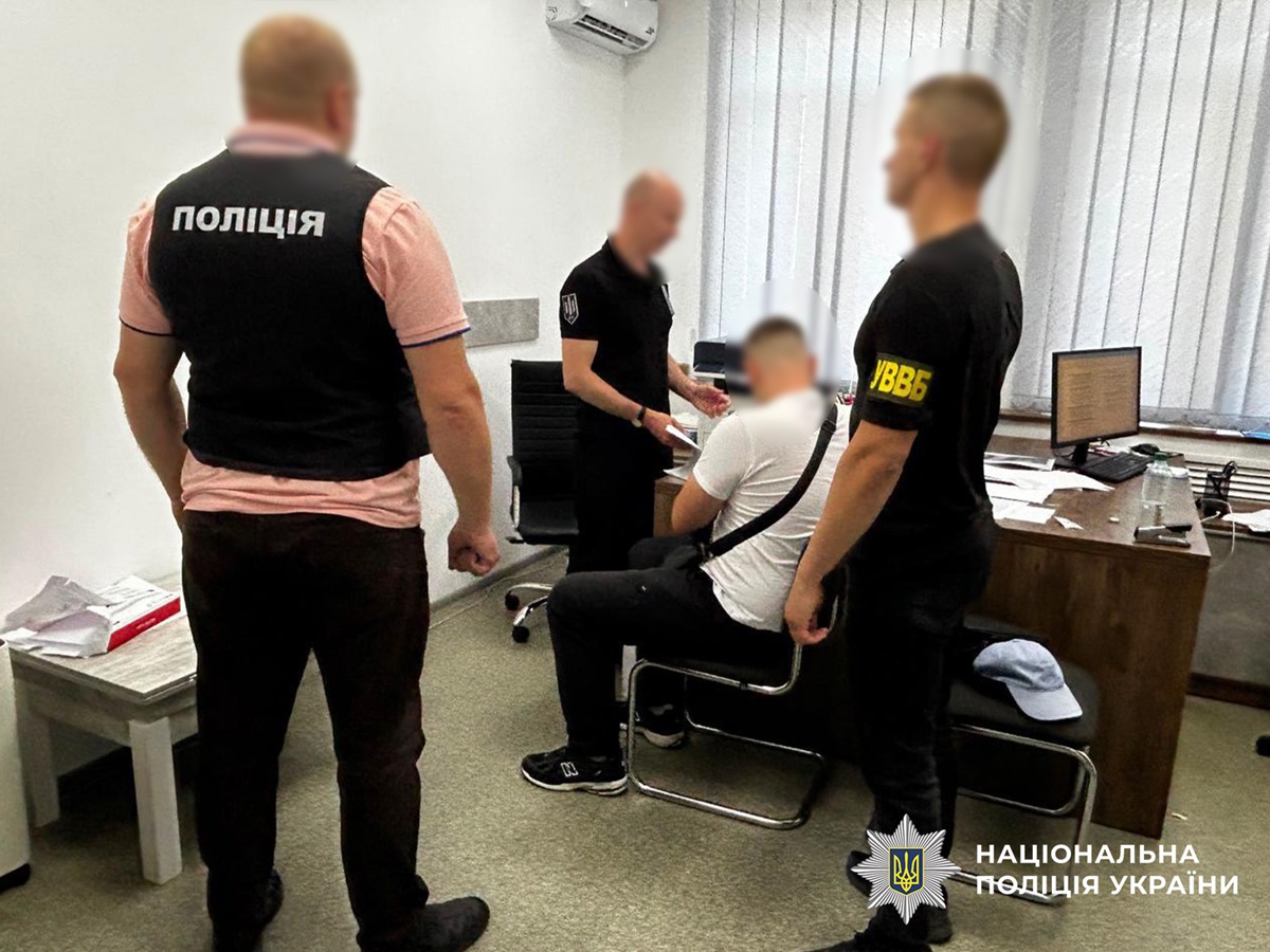 Фото для новини:Прикордонників Чернігівщини викрили на розкраданні дизеля