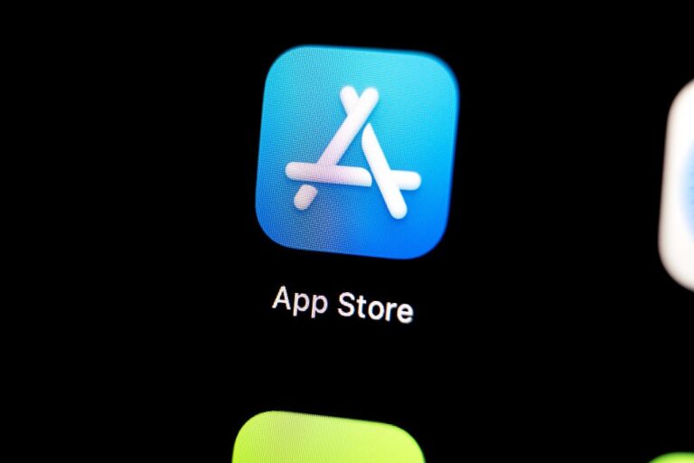 Фото для новини:Росіянам почали обмежувати доступ до AppStore