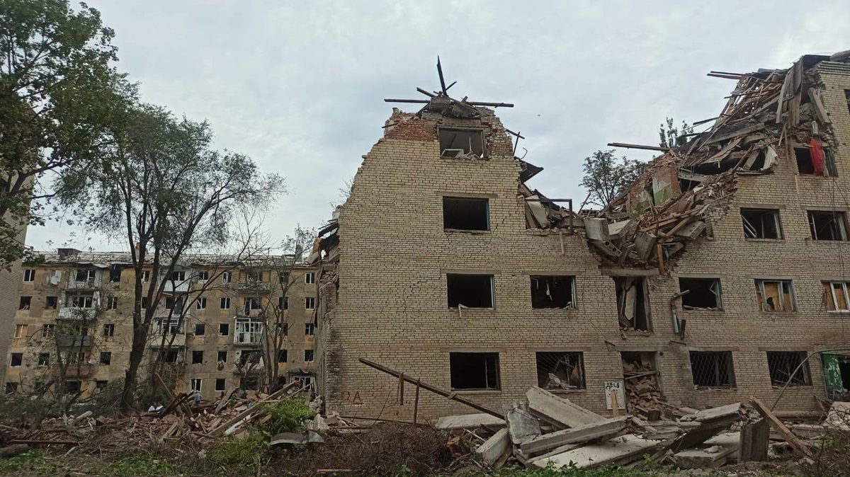 Фото для новини:Росіяни атакували Слов&rsquo;янськ двома авіабомбами