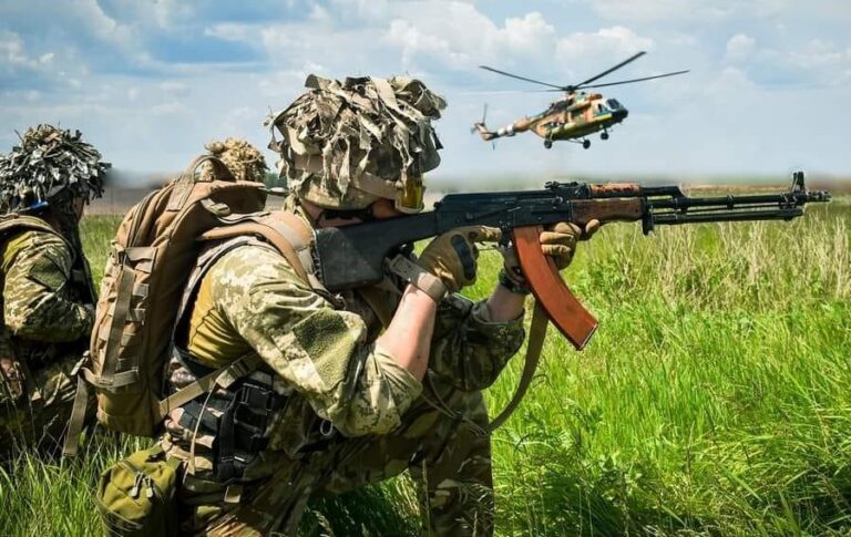 Фото для новини:Росіяни посилили тиск на низці напрямків - Генштаб